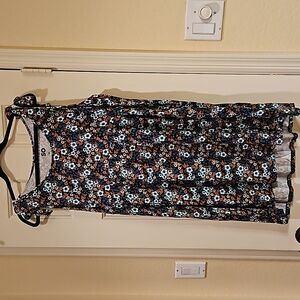 SO black floral dress with ties at shoulders Size 2x